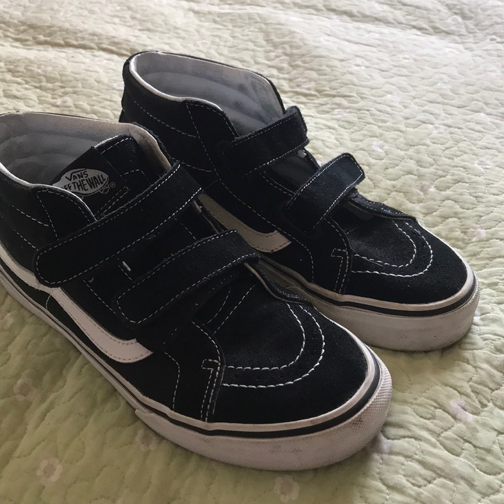 Vans hightop with strap